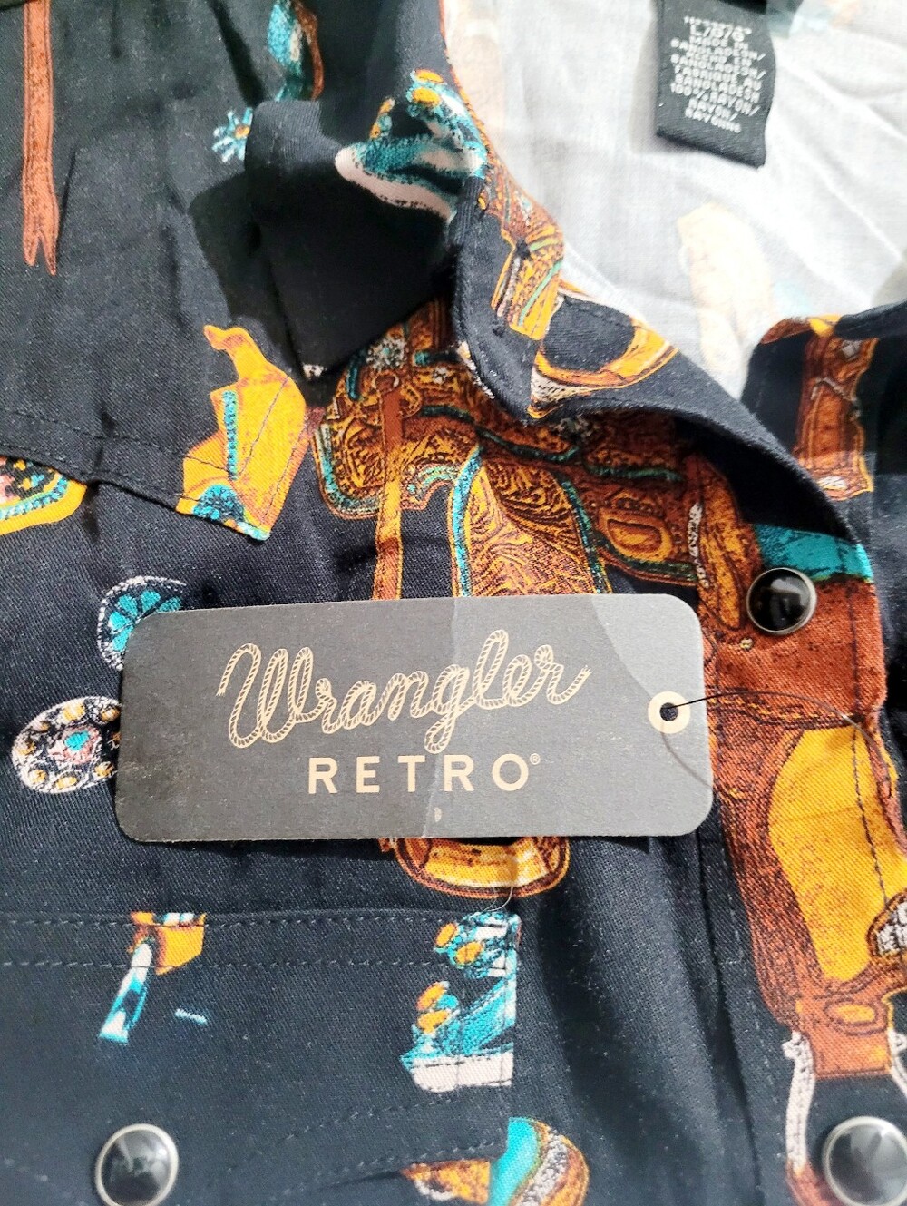 Wrangler Retro Western Saddle Print Snap Button Shirt Women's Large NWT NEW - Picture 7 of 13